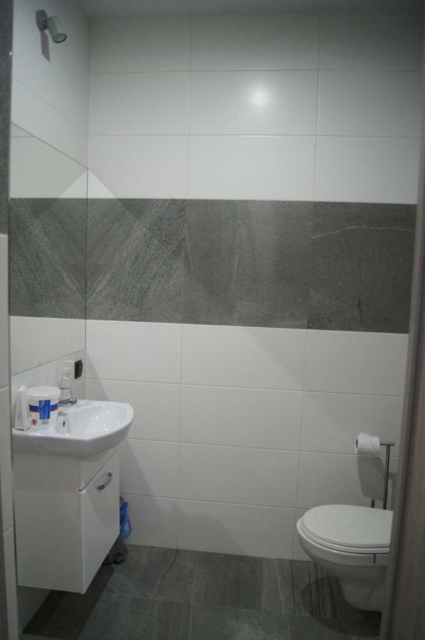 Olivia Apartment Osiek  Екстериор снимка